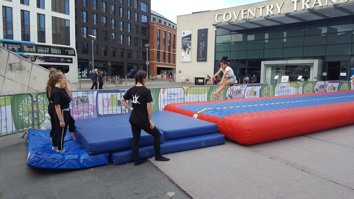 Jaedean_'s tweet photo. @SynergyGymCov  kickin off @ #CovSportsWeek @EnV_Coventry https://t.co/g0Xk4QZAvh