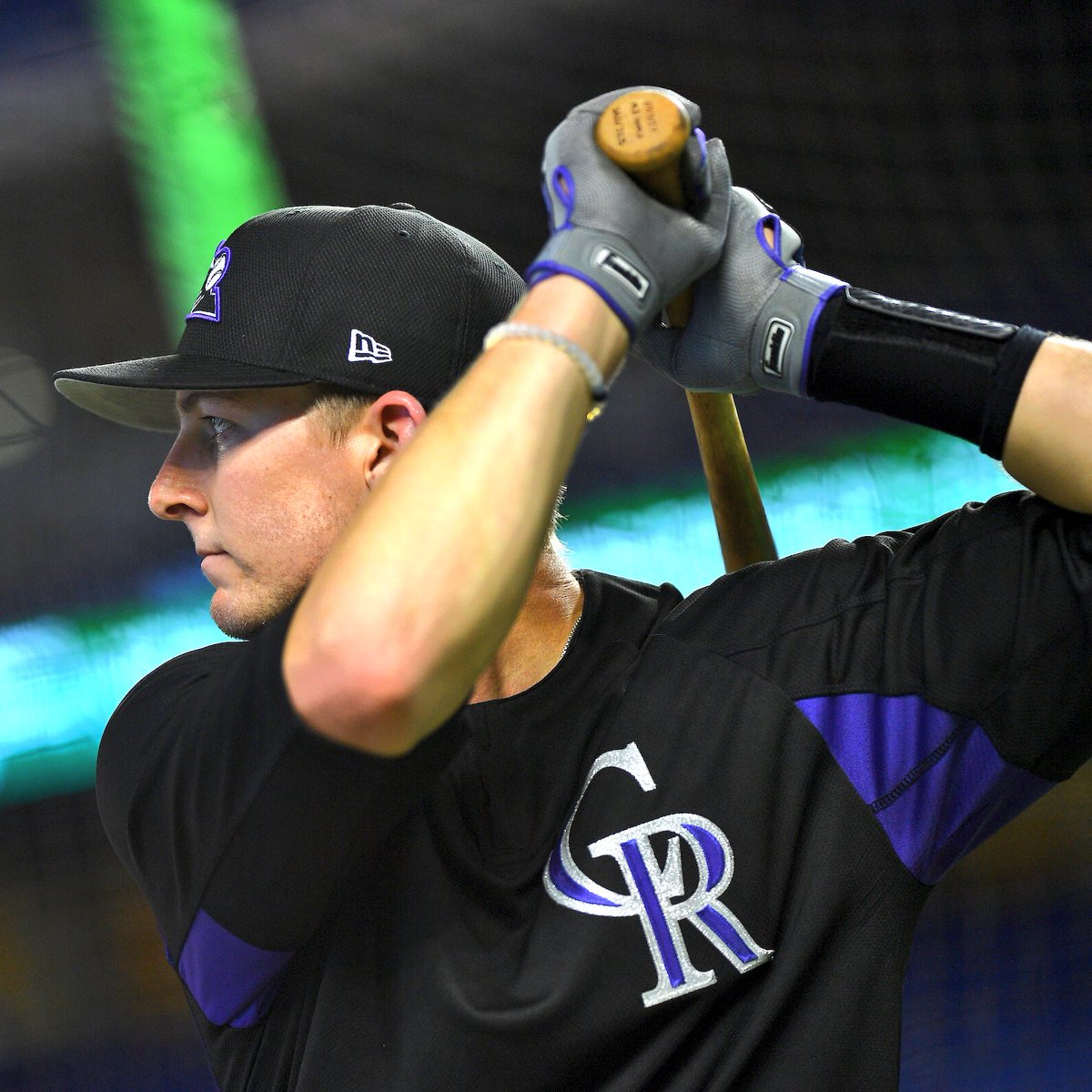 Rockies's tweet photo. Cage work and smiles for @Ry_McMahon 👀 https://t.co/o9R0zhRrCe