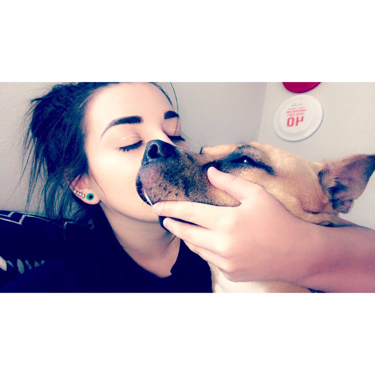 PBreeeeee's tweet photo. She's the only one keeping me alive ! ❤️🐶 https://t.co/bTvFHZJFZ2