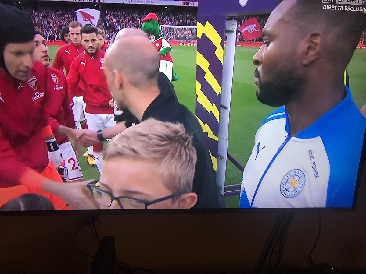 _Bazza89_'s tweet photo. Sta iniziando il campionato più bello del mondo! Un'altra stagione! #PremierLeague @FOXSportsIT https://t.co/O8tS4Cxqi2