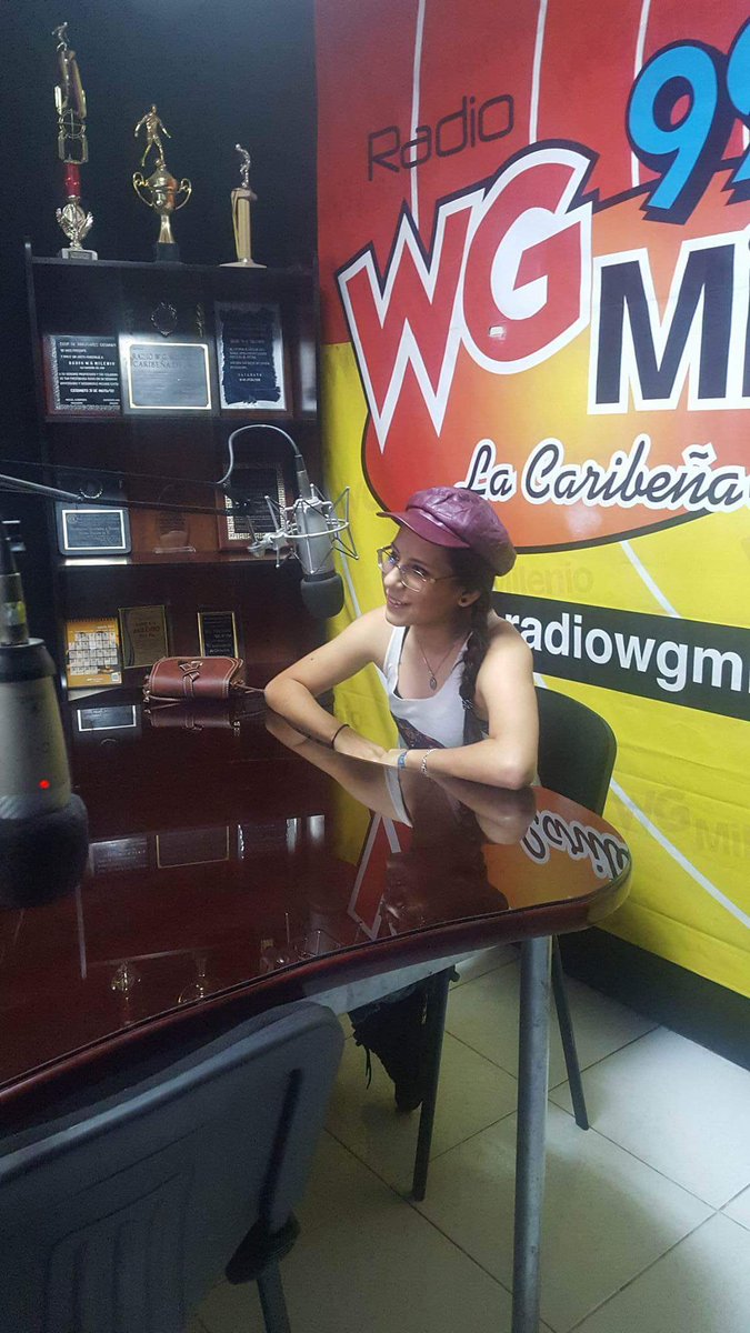 Daniela20502759's tweet photo. Radio WG Milenio 92.5FM
promición:#QUE_INGENUIDAD
you tube y facebook : DANIELA ALEJANDRA 593 ECUADOR https://t.co/T1ARgiNR3M