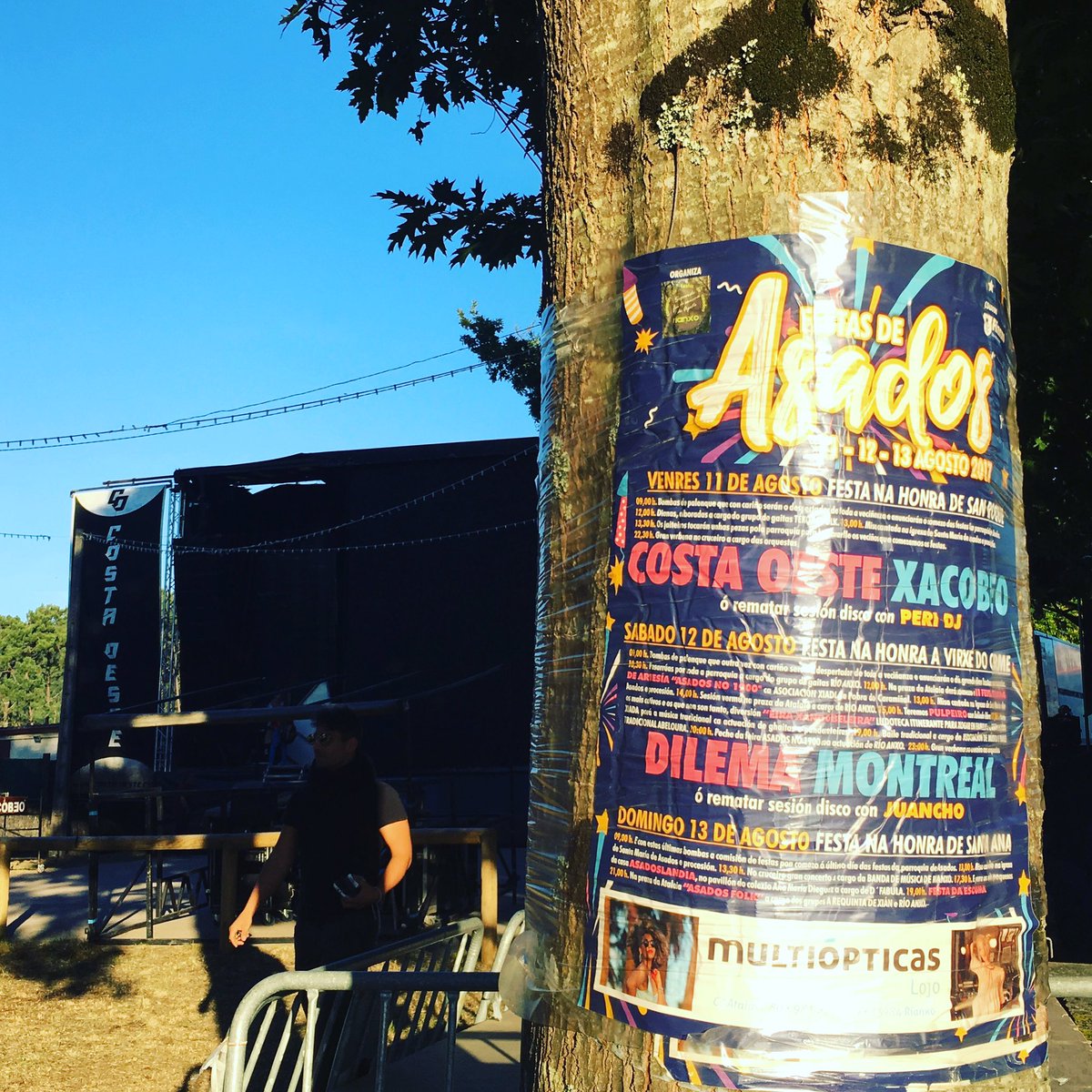 costaoesteorq's tweet photo. Ya estamos por aquí amigos de #Asados nos vemos esta noche con el #ALoLocoTour 🔥

#costaoeste2017 #orquestacostaoeste https://t.co/7NGqffj6Wc