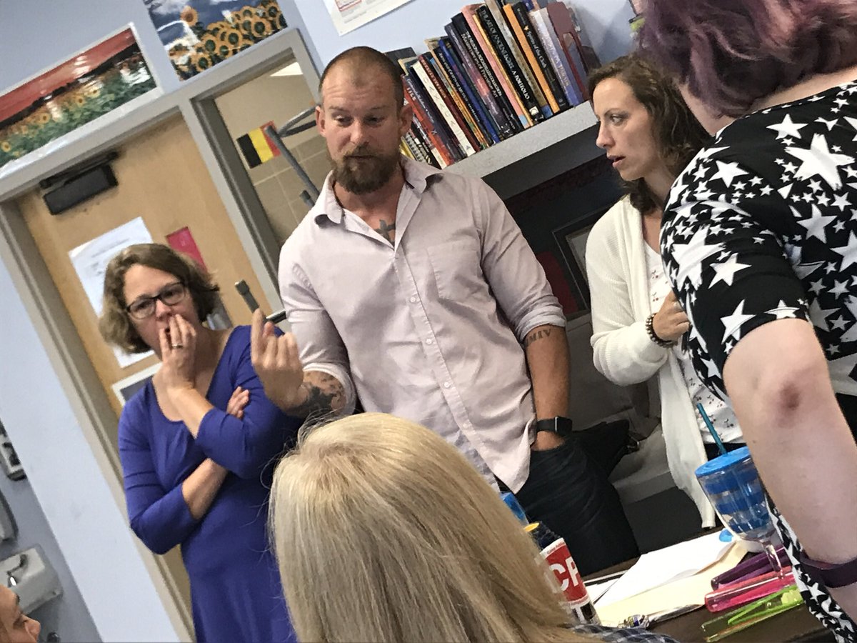 WFA_IB's tweet photo. Teacher collaboration at our summer PD https://t.co/VkIZzKM4Gu
