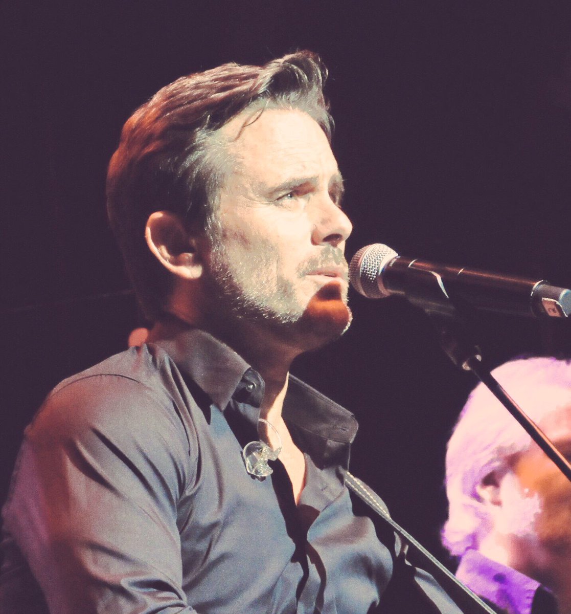 ej315's tweet photo. We may have to wait until next season to see Deacon, but at least we have #freakinDeaconfriday to pull us through #TGIFDF @CharlesEsten https://t.co/XYzrn4ashC