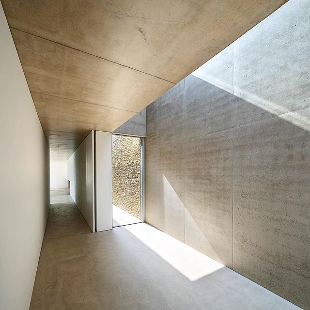Found Associates (@foundassociates) on Twitter photo Finally the sun is shining on #foundassociates #architect #contemporary #residential #home #extension #concrete - photo by <a href="/HuftonandCrow/">Hufton+Crow</a> Finally the sun is shining on #foundassociates #architect #contemporary #residential #home #extension #concrete - photo by <a href="/HuftonandCrow/">Hufton+Crow</a>