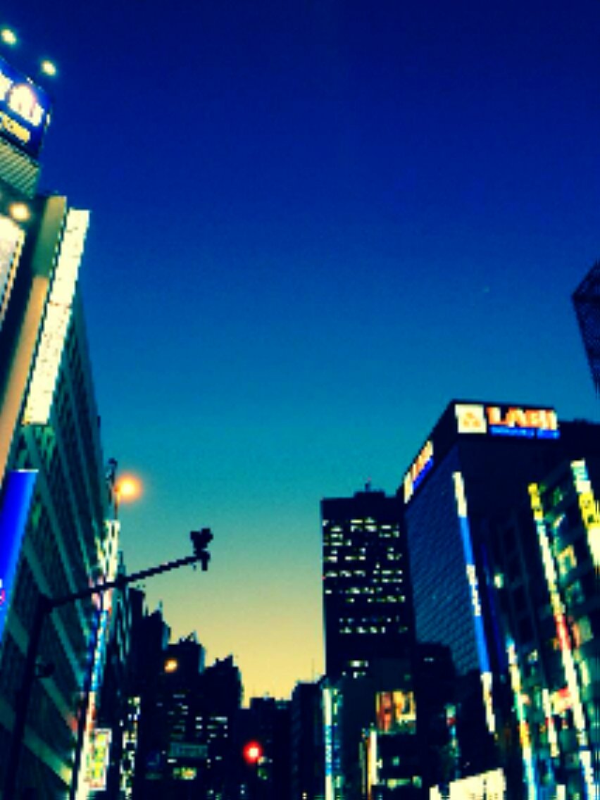 MissEtsuko's tweet photo. 🍸💋 https://t.co/DzPCJUQJnG