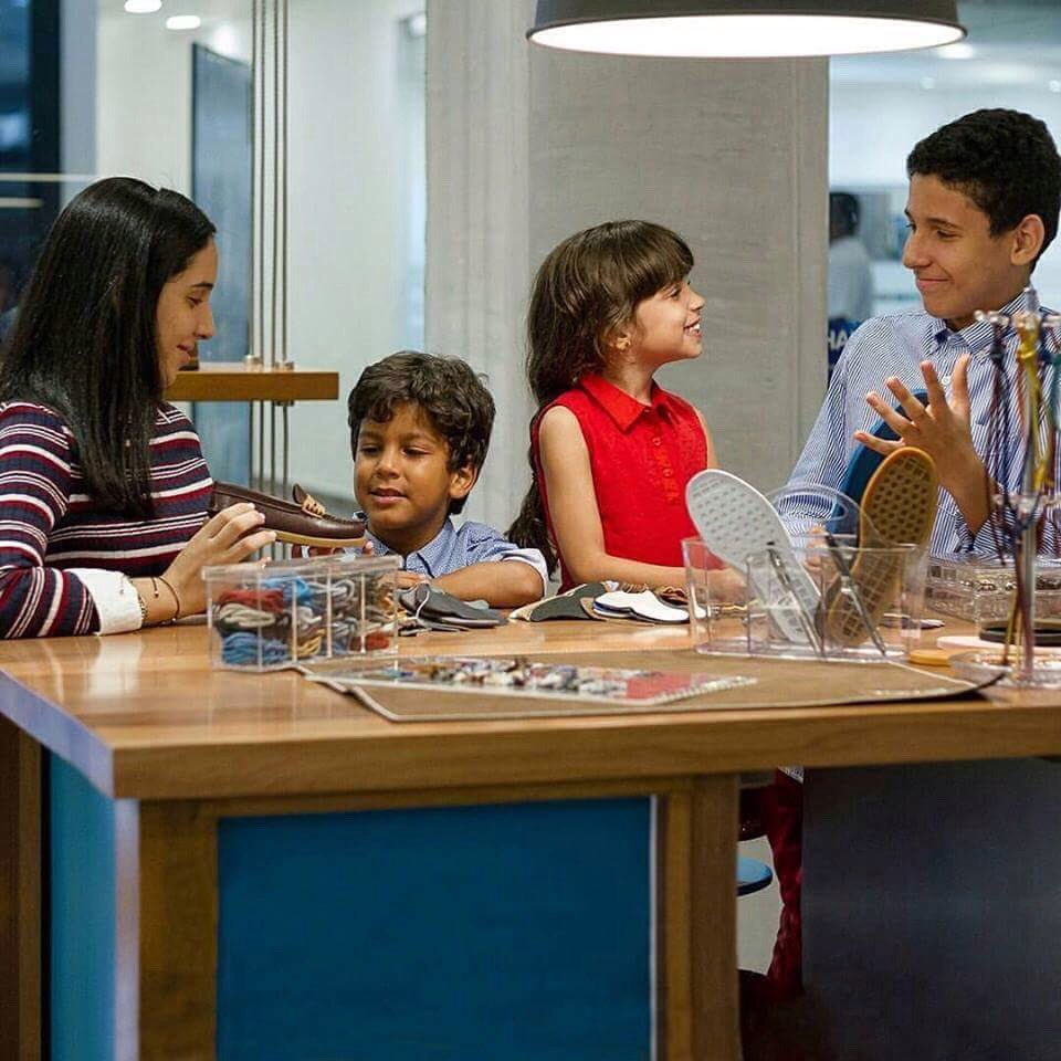 Galeria360's tweet photo. Calzados únicos y cómodos, para que tus pequeños puedan jugar y divertirse cuanto deseen. #DateLaVuelta #BackToSchool360 #Shopping360 https://t.co/JFFRGD5H9N