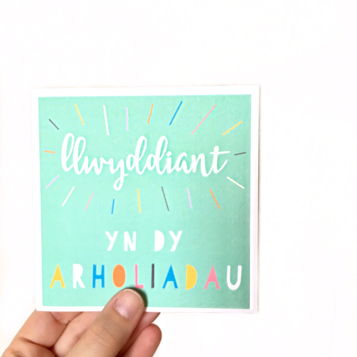 NansiNudd's tweet photo. Rhain yn fflio allan ar y funud #llwyddiant #arholiadau #cardyn #Cymraeg https://t.co/DGW2fJCuKR