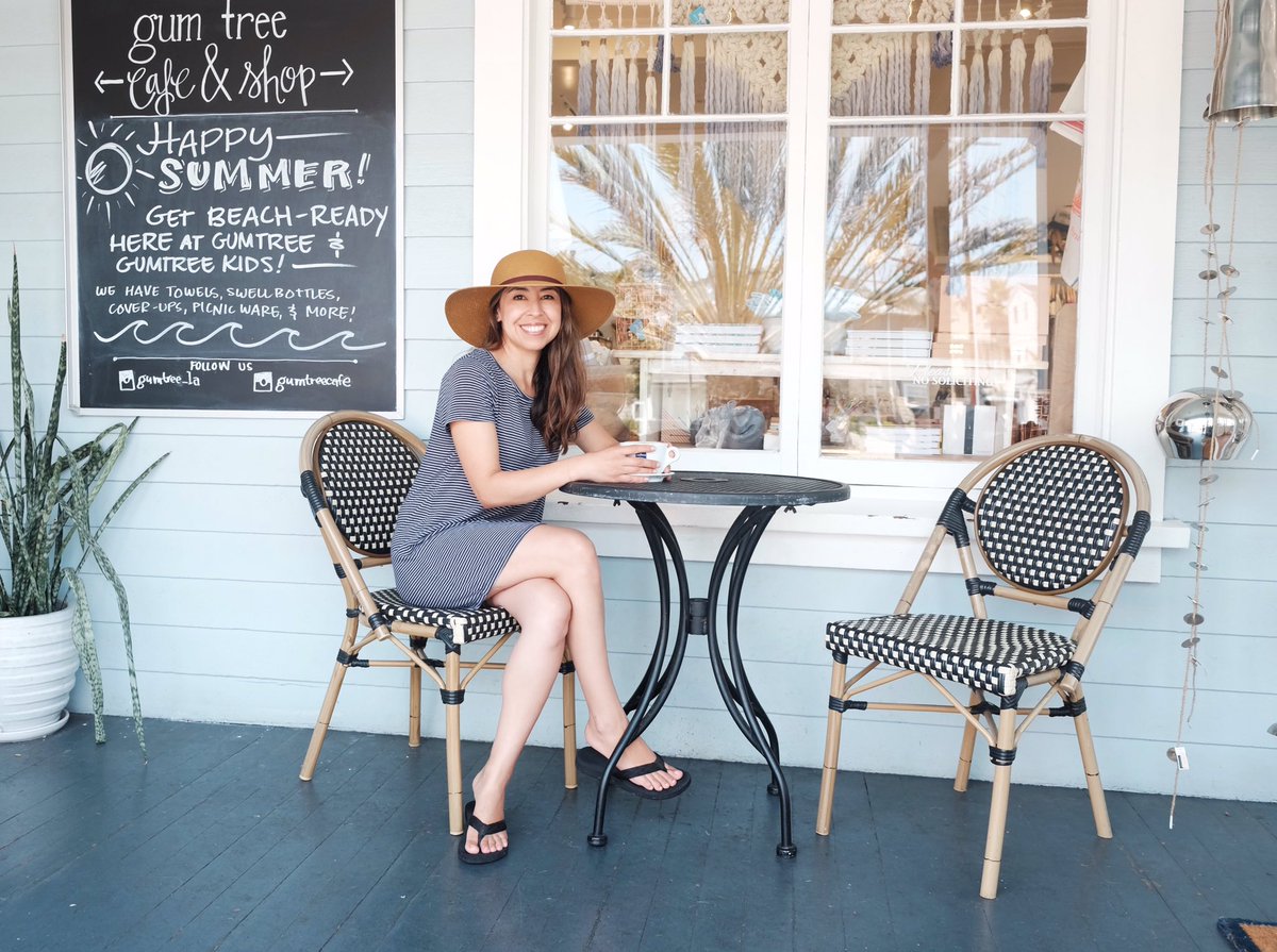 NourishEventsLA's tweet photo. When you're expecting a low-key friday morning meeting with a friend + she bombards you with an inpromptu photo shoot! Ha! 🙈📷 #happyfriday https://t.co/p39iB2kfYC