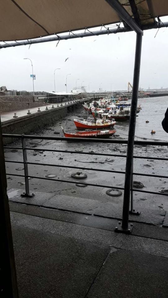 deZabedrosky's tweet photo. PRECAUCIÓN | Se recoge el Mar en Piriapolis #Uruguay. la tarde del 11.08.2017 por Marcos Mujica. #Waves #Sea #BacksOut #Retrocede https://t.co/9IEnYu3xPz