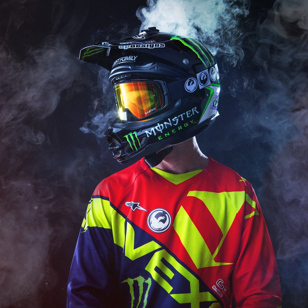 Are you having as much fun this summer as @nateadams741 on the @nitrocircus tour? Get out there and watch him!  #fmx #nitrocircus