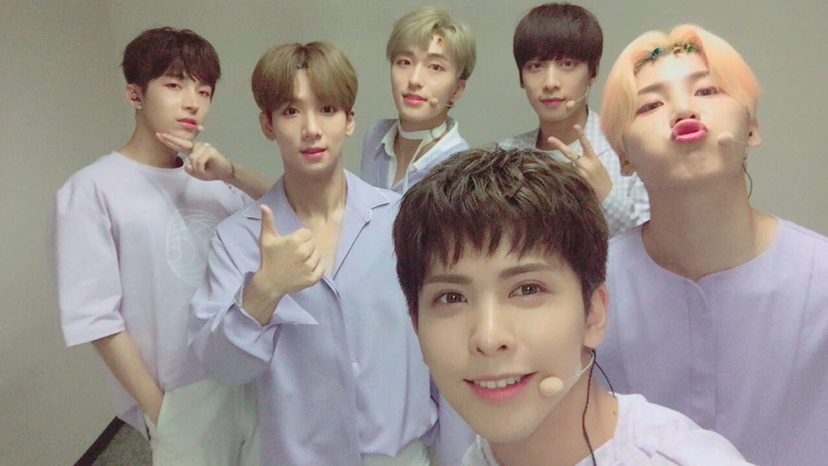 snuper_france's tweet photo. 11/08/2017
[Alarme émission avec SNUPER ⏰]

Bientôt à 20h, les #SNUPER seront sur Vapp #EastAsiaTV #StyLive https://t.co/xX79Ufm6dk