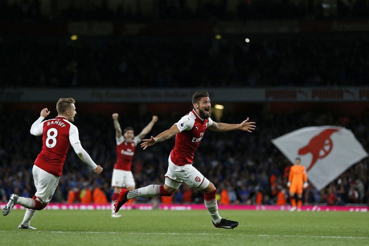 BBCSport's tweet photo. FT Arsenal 4-3 Leicester 

What a start to the Premier League season 😲

Reaction: https://t.co/awtEIQQAVa #ARSLEI #bbcfootball https://t.co/AHJaqQtTKg