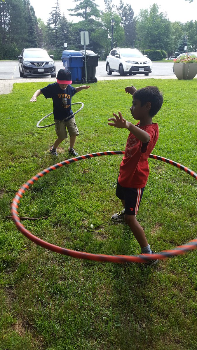 jawbreakers2017's tweet image. The @jawbreakers2017 guide to an awesome day @banburykidscamp - Sportplay, Music, Huuuuuula Hooping!
