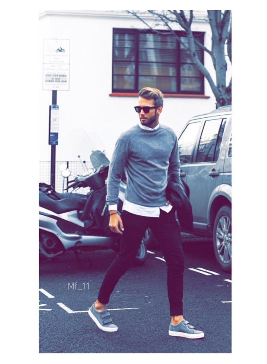 لا تهتم كثيراً ؛ فٓ جزاء الإهتمام في هذا 
الزمان أصبحٓ الخذلان  🕊