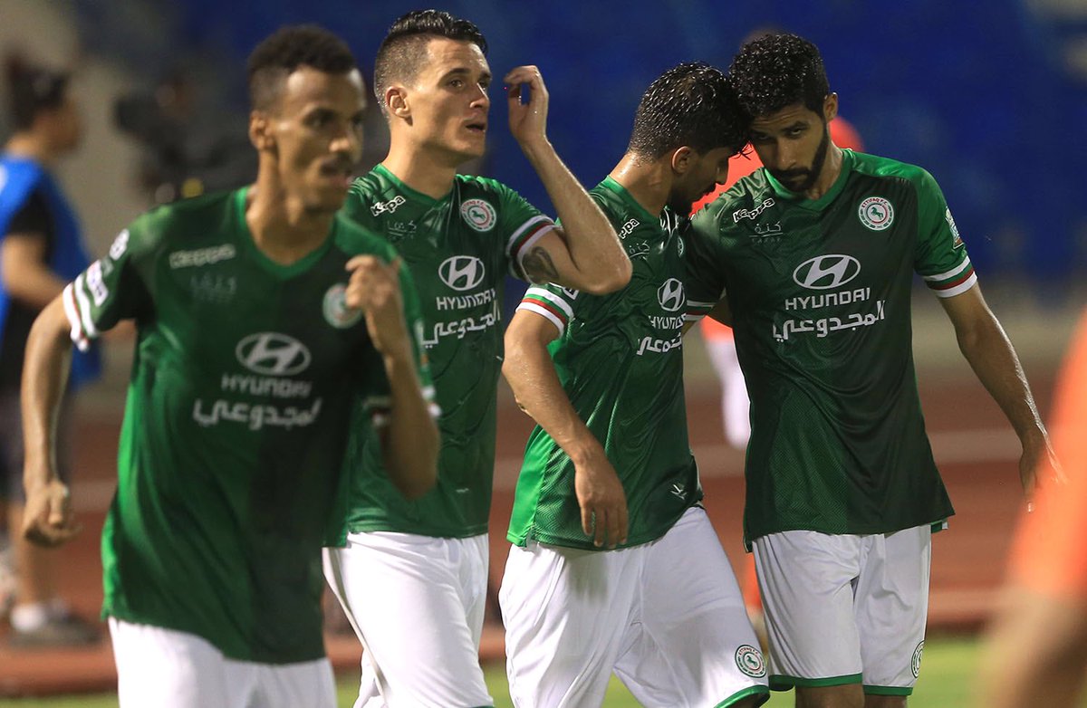 Ettifaq's tweet photo. 📸 لقطات مصورة من مباراة #الاتفاق_الأهلي والتي انتهت بفوز النواخذة 2-1 https://t.co/AcYOtWEnP1