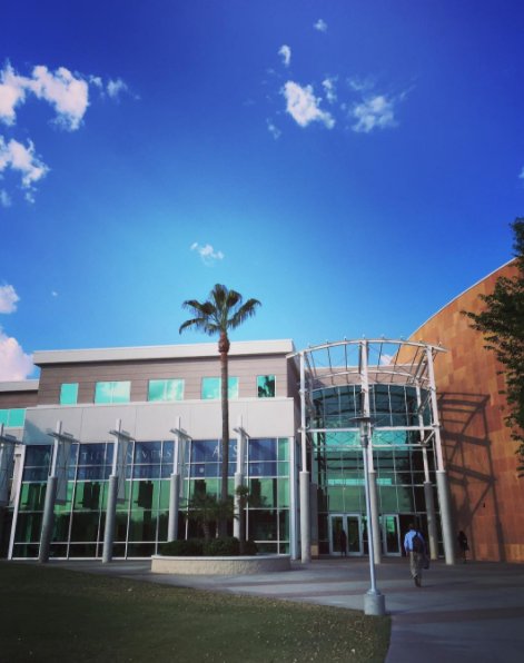 ATSU_news's tweet image. At ATSU, the sky's the limit. #AwesomeArizona PC: Joshua Pfeiffer, Physician Assistant Studies, '18