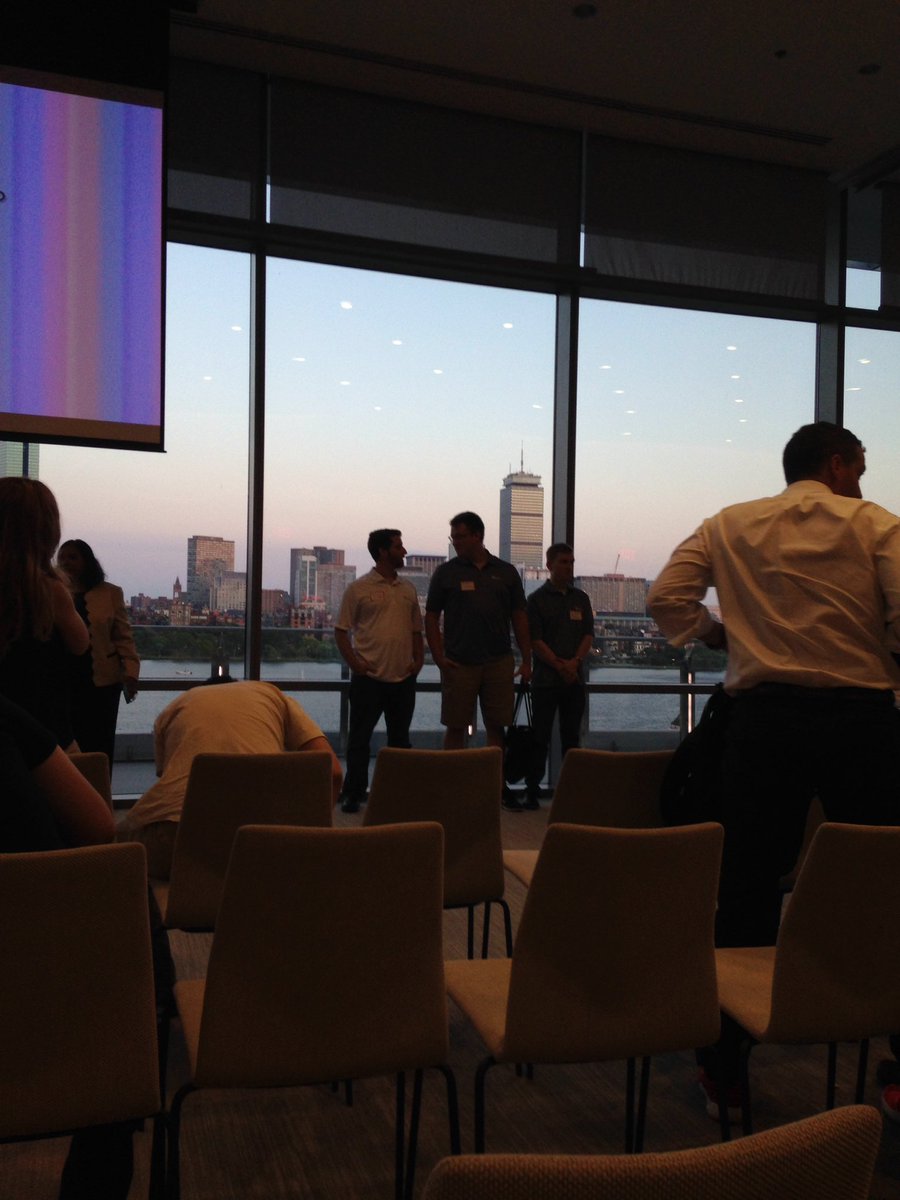 hammerchick's tweet image. Audience choice prizes go to @wineassetmgr @WatchRx @TwelveJobsand grand prize to @SoftRoboticsInc #MIN101