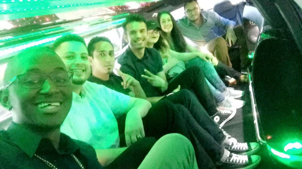 vero_redondo's tweet photo. Thank you @DannyIsho and @BernardArabo for giving us the opportunity to go see @kendricklamar #SprintEvents #TeamBonding https://t.co/ilAIlvFJxl