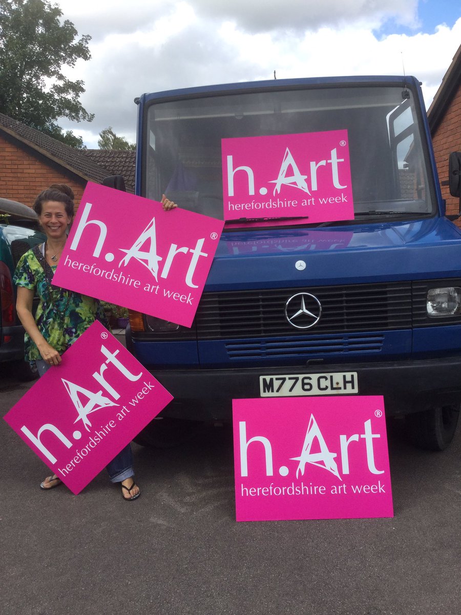 AmandaHamilton's tweet photo. Come and see my https://t.co/NaZLhDKFny exhibition in my big blue bus! 9-17 Sept #artisthour #harthfd #venue68 #bigbluebus #709d #mercedes https://t.co/1uOFPx1tAO