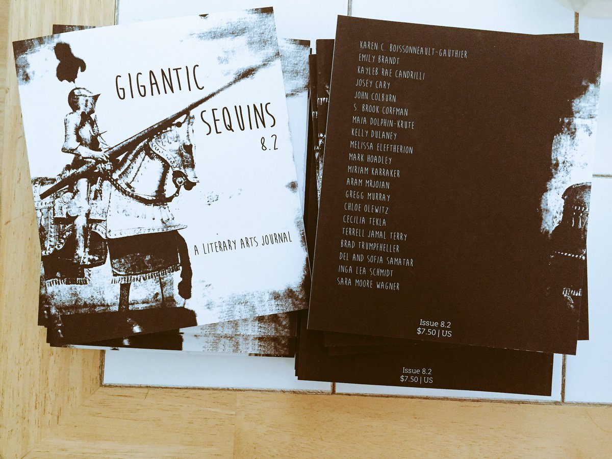 GIGANTICsequins's tweet photo. Look what arrived just in time for #bookloverday!!! 🖤💗💖 https://t.co/FVAz1mstfQ