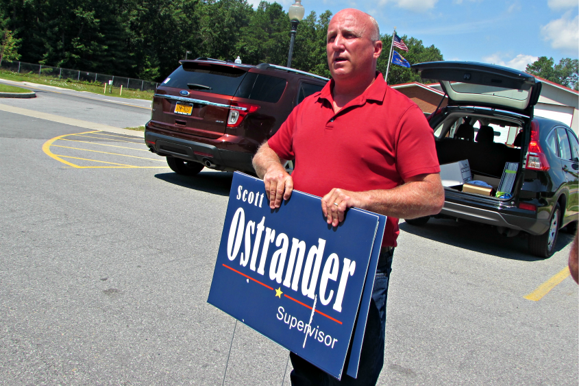 nedcampbell's tweet photo. Milton supervisor candidate offers reward for stolen signs — on opponent's behalf
https://t.co/BR7fqXDG1n https://t.co/TPnYTbP9v4