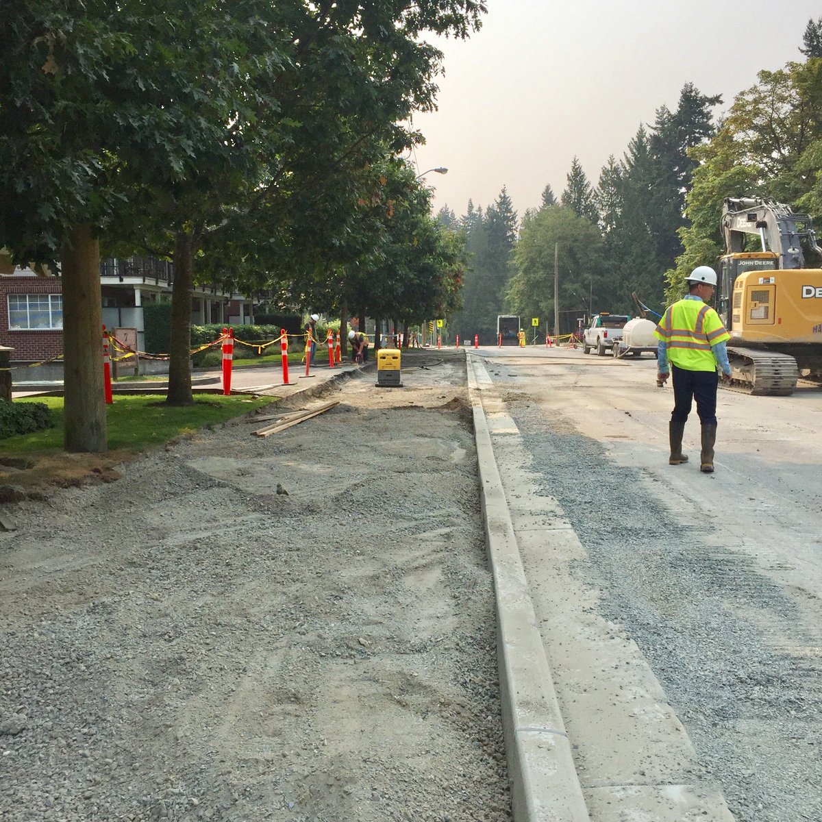 We just passed the halfway mark in the construction of Acadia Road, find out more traffic updates here: goo.gl/mQ1SrH