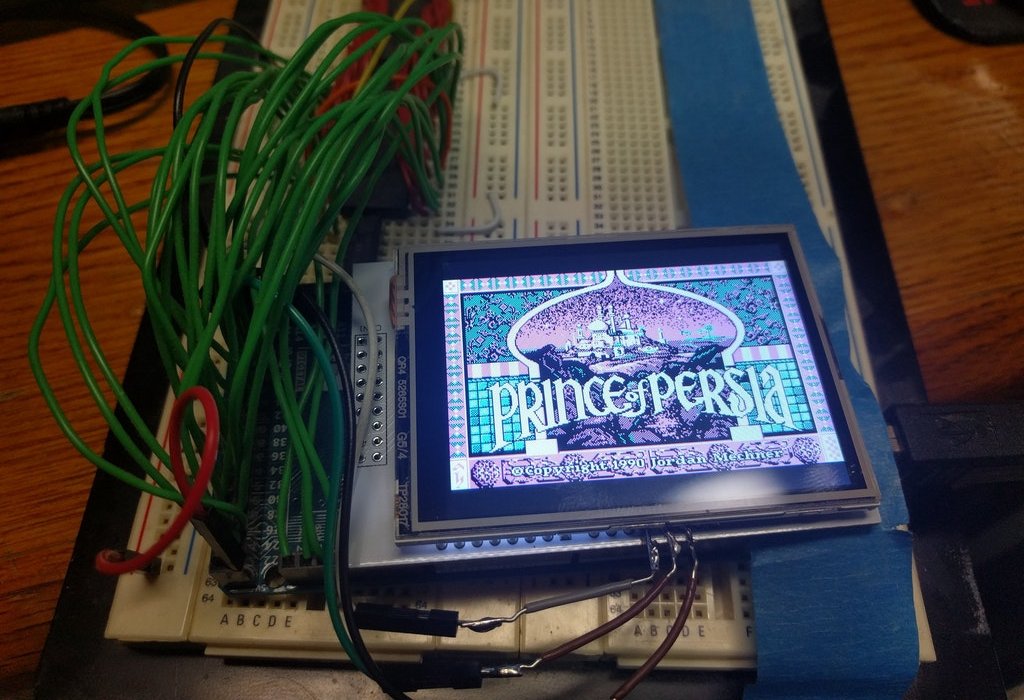arduino's tweet image. As seen on @Reddit: An Arduino emulating an 8086 PC! bit.ly/2uH7tqZ