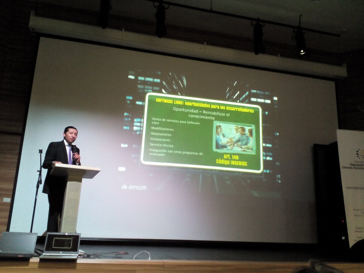 asle_ec's tweet photo. En foro sobre #software y #codigoingenios expone @pscevallos de @IEPI_Ecuador sobre por qué Ecuador protege al software como obra literaria https://t.co/BkZoYXAZGd