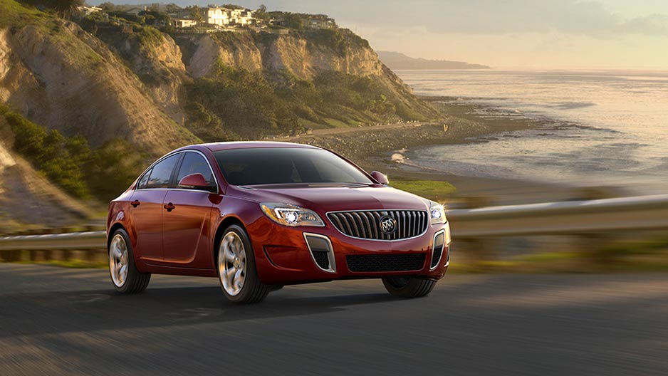 KellyBuickGMC1's tweet photo. From the sporty exterior to the classy interior, here’s the lowdown on the 2017 #BuickRegal. https://t.co/549M4JZ4c7 https://t.co/8GbpjpfqdM