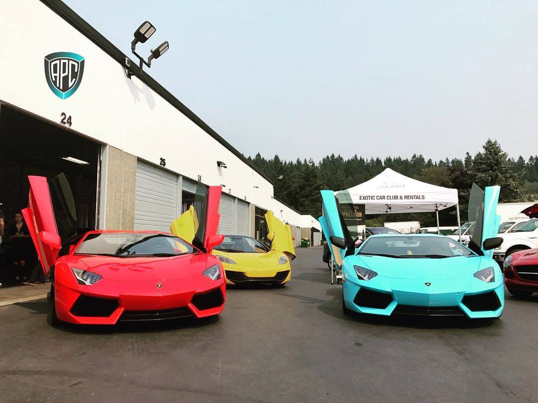 ApcAuto's tweet photo. Fighter formation! #lamborghini #carporn #apcautospa #lamborghiniaventador #woodinville #pnw https://t.co/bzsT3xBPbL