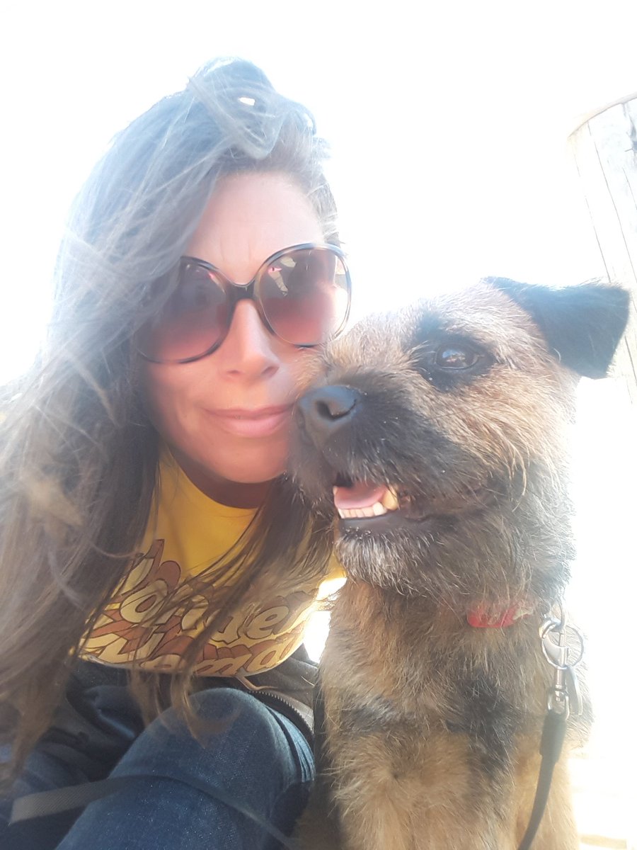 mmmFrankie's tweet photo. Coastal walking with my boy 😎🐶🐾🌞🌊💕 #Augustevenings #justwalkingmydog #cornishcoastline #borderterrier https://t.co/21gknNoZMi