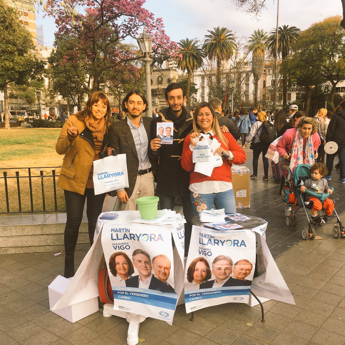 GDCArgentina's tweet photo. Estuvo con nosotros la legisladora y sec de Juventud @taniakysha acercando las propuestas de #UnionPorCordoba #MARTINALCONGRESO #SeccPrimera https://t.co/ejNvAz4hAe