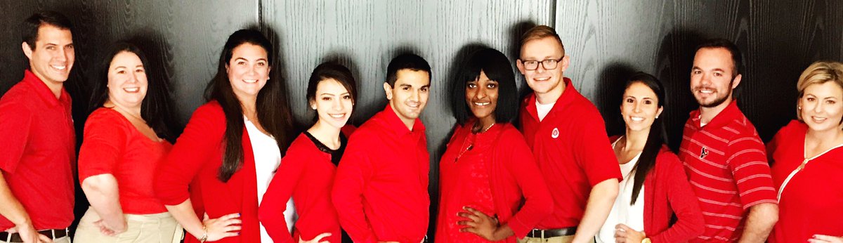 LReynolds711's tweet photo. So proud of our 2017 Summer Interns - what an amazing group of leaders! #D364POWERHOUSE #InternGraduation #WorkSomeWhereYouLove @Liz4Target https://t.co/3tszXqgwsq