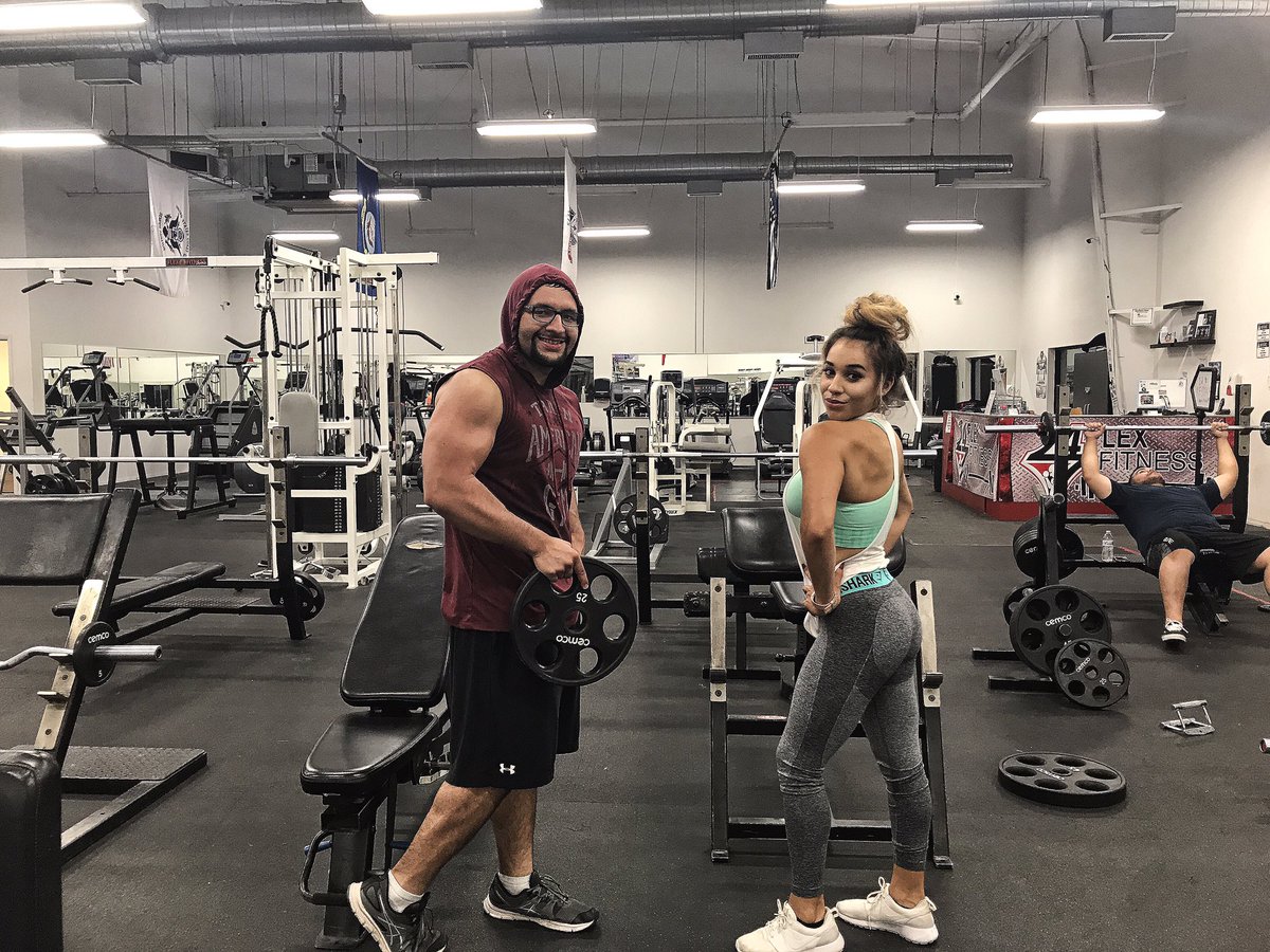 rubenogaz_'s tweet photo. Stay Tune this Friday for one hell of a workout #mexicansilverback https://t.co/Y3wy1Hyhnk