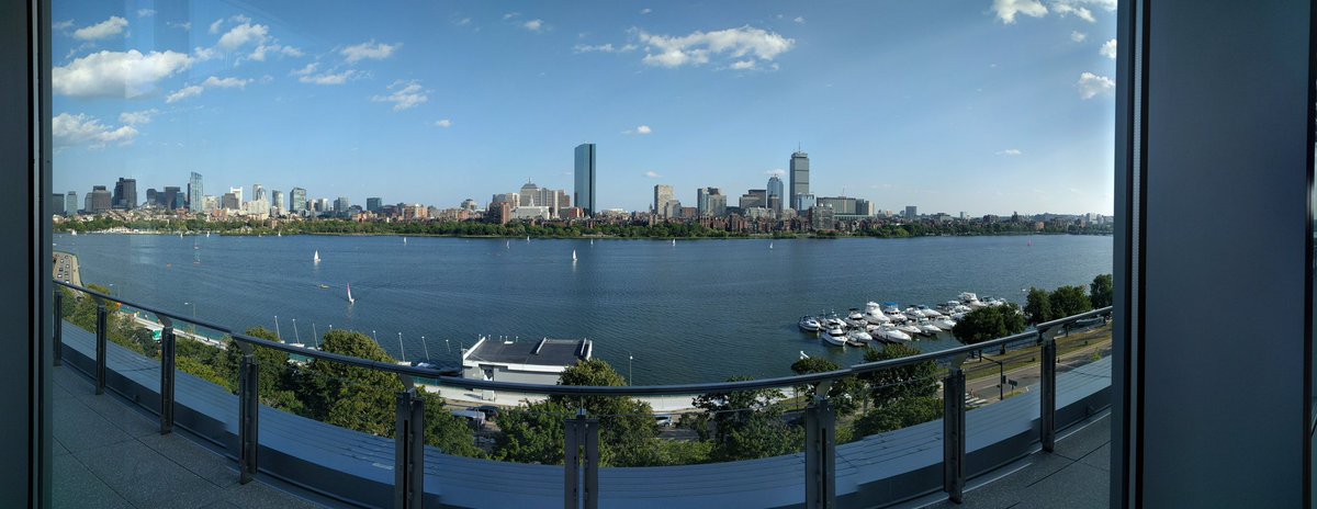 Nerdwiththehat's tweet image. Proof of awesome view: ☑️ #MIN101