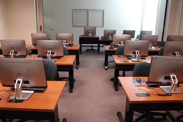 SavittLibrary's tweet image. Fall Semester Schedule Begins Monday, August 14th 
Monday-Friday: 7am to midnight
Saturday &amp;amp; Sunday: 9am to midnight