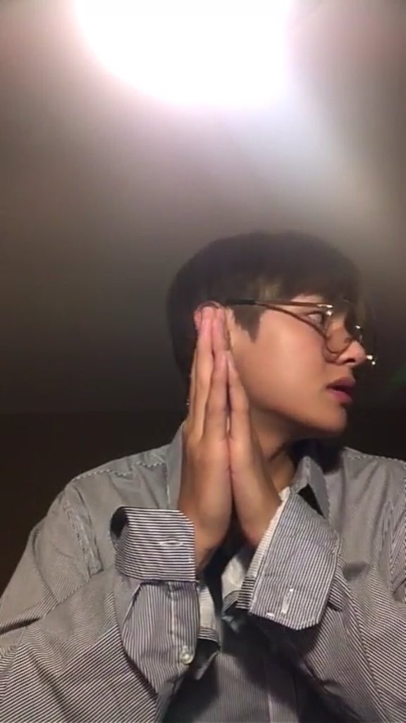 taesoutfits's tweet photo. what a beautiful man https://t.co/gENmtLLrNs
