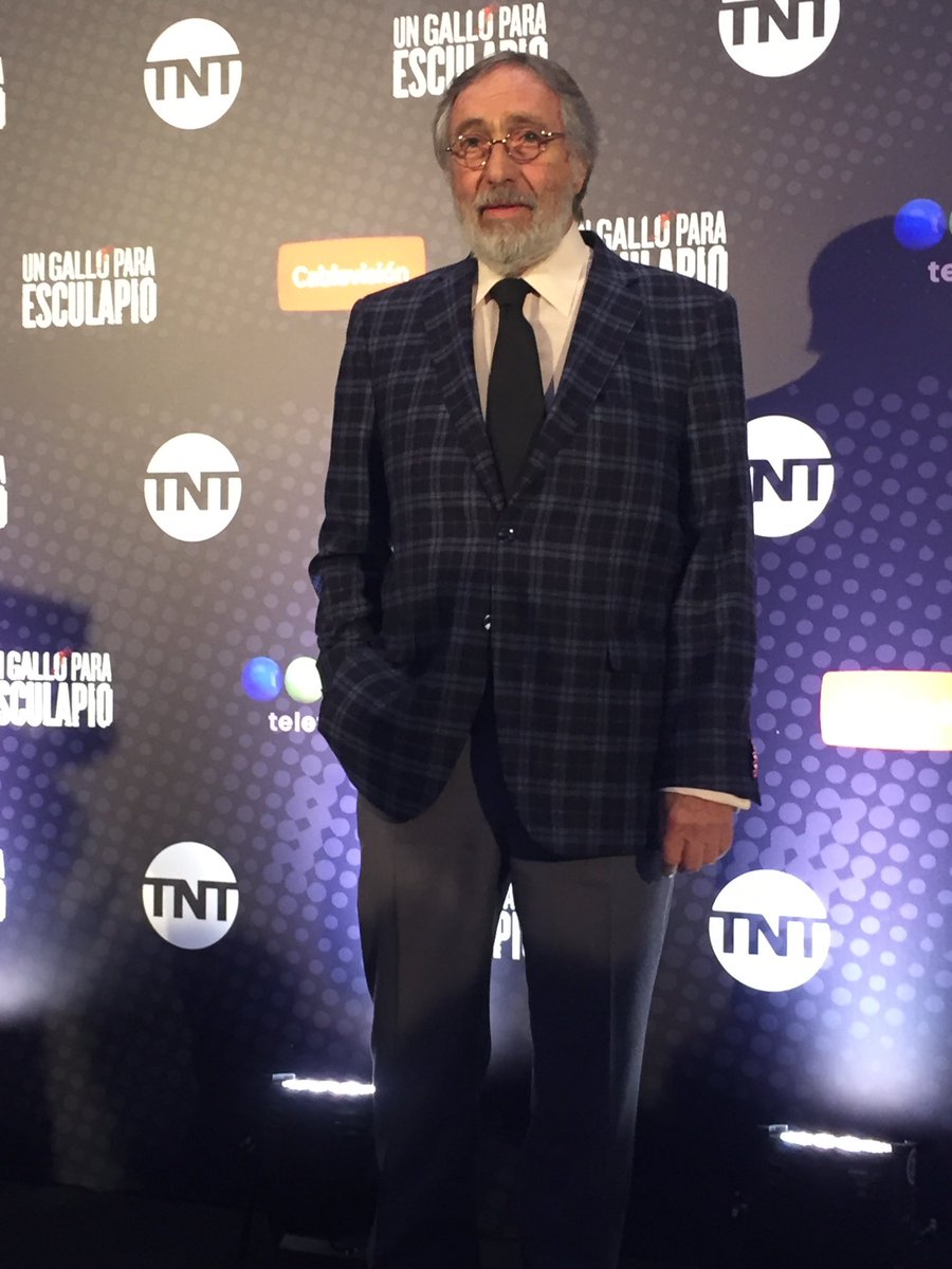 #UnGalloParaEsculapio llega a TNT y estamos en la presentación oficial de la serie. 15 de agosto ESTRENO