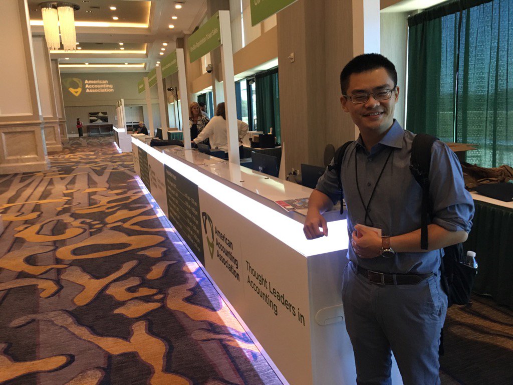SRichtermeyer's tweet photo. Congrats to incoming finance faculty member Tiger Zhang on his research presentation at #AAA2017SD @UMassLowell_MSB https://t.co/WFbfQSaOqB