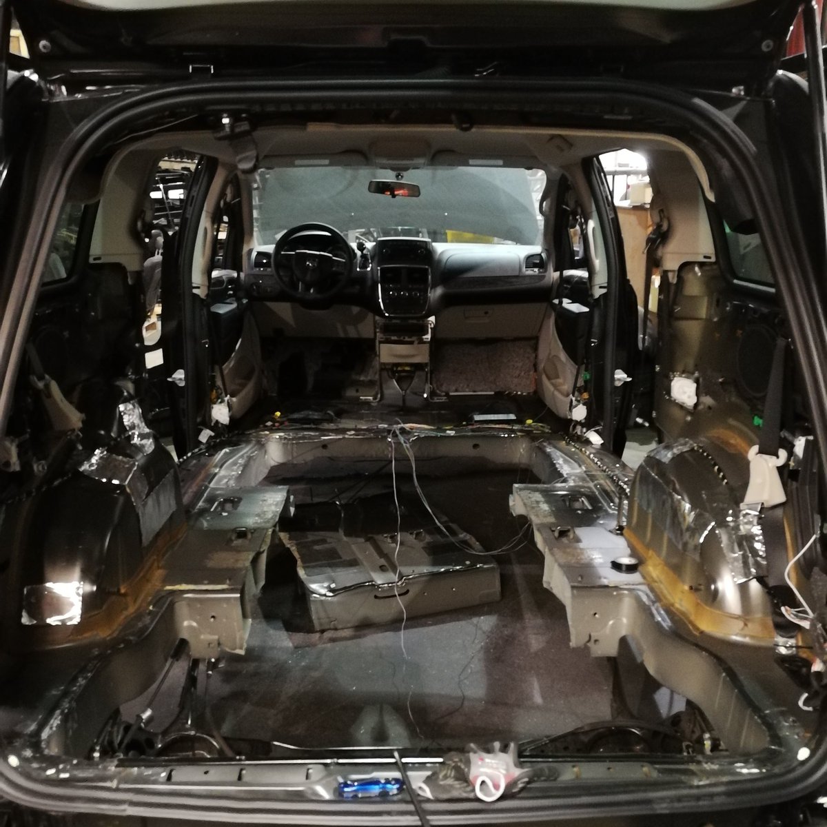 JasonCorpes's tweet photo. Making some progress on my #firstvan #dodgecaravan #wheelchairaccessible https://t.co/URDlAPz3DN