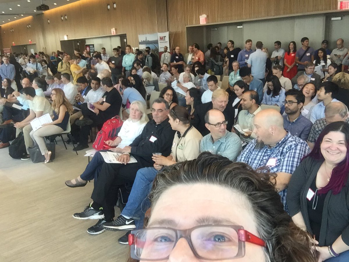 BobbieC's tweet image. #min101 packed house at @MITSloanExecEd's house tonite for @MassInno