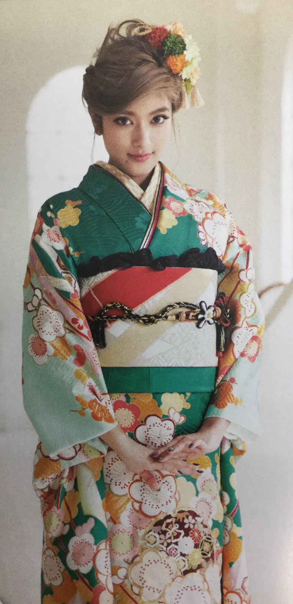 菊京屋 なんば駅前店 Twitterissa ローラのお振袖 菊京屋だけのびっくり 特別価格でご覧いただけますよー 他にもたくさんのお振袖がsale中でーす Https T Co Jagbzgs3sz 菊京屋 ローラ 振袖 レンタル 大阪 格安 ブランド振袖 Https T Co