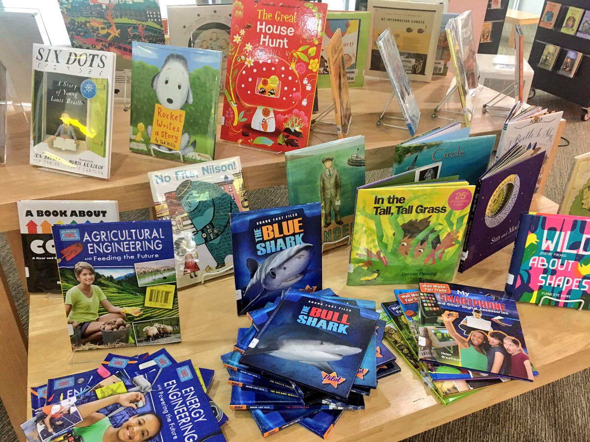 MLCNIST's tweet photo. #theMLC READY with NEW BOOKS >> something for everyone . #WeAreReaders #DesignedForDiscovery @flipoz https://t.co/Z09BKTlK8v