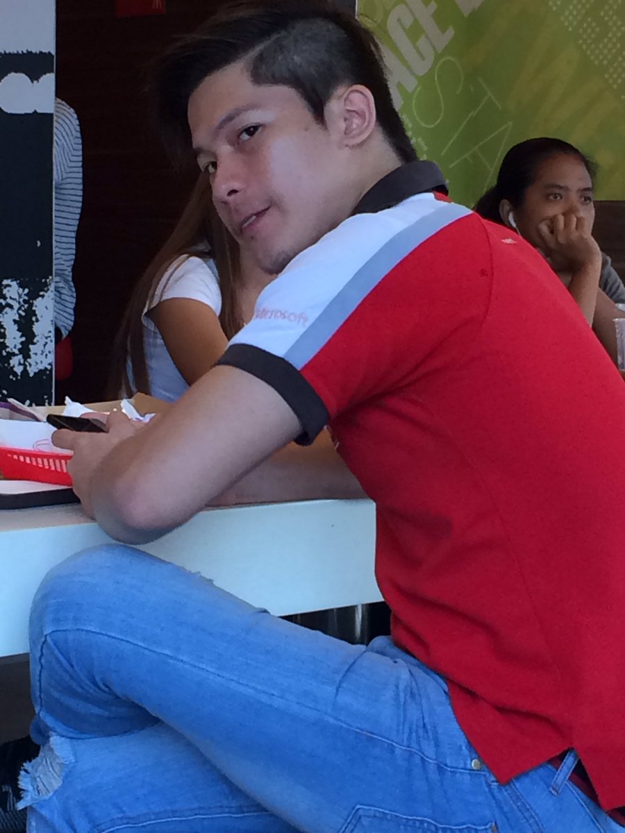 mrloverbae's tweet photo. #cute #pogi #spotted #pinoy #hunk #asian https://t.co/rv61k1UP67