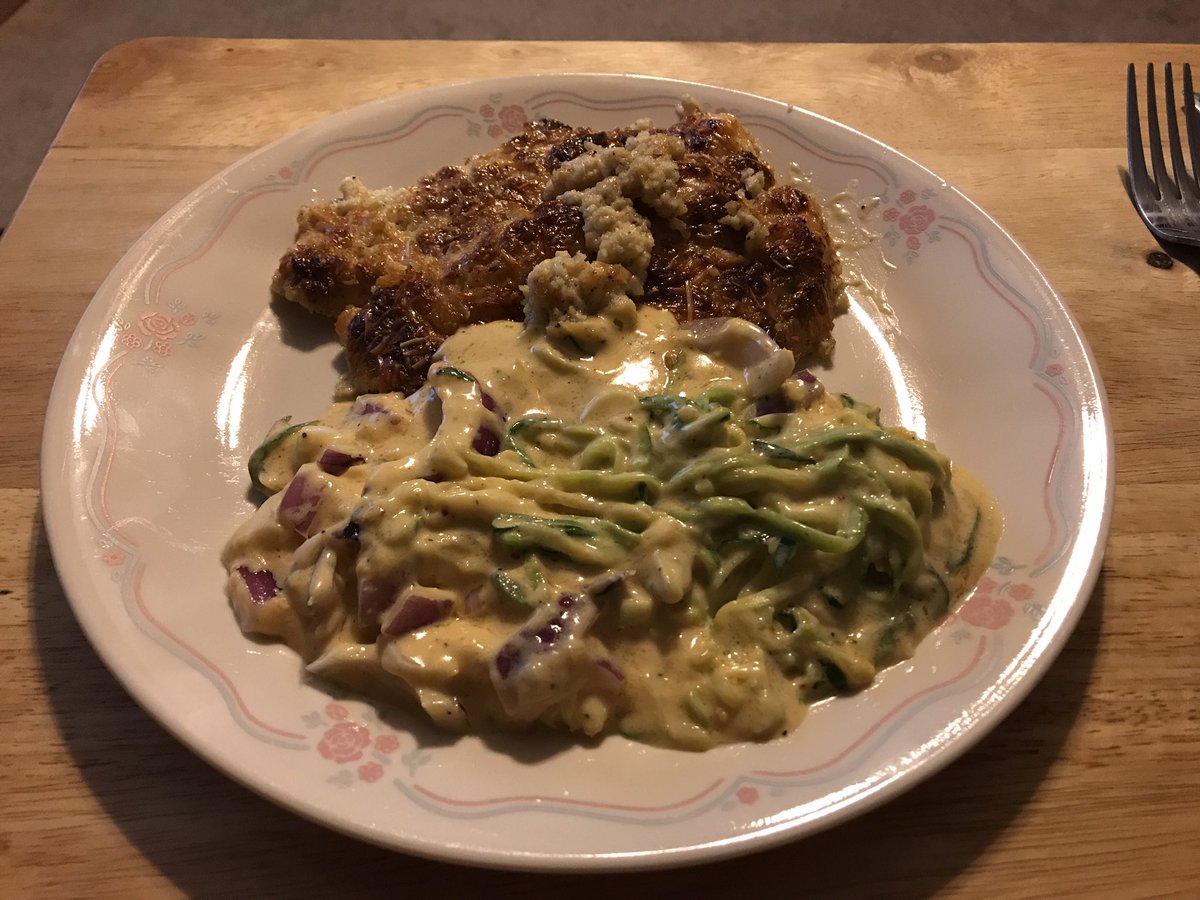 Fat2Phenomenal's tweet photo. Started cooking! Swiss Chicken Zucchini and Cheese #ThisStuffIsGood https://t.co/8v9u9HBpL2