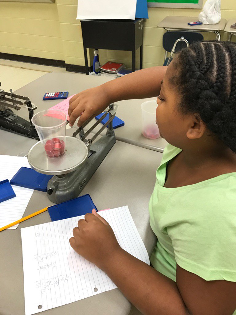 Courtney_RES's tweet photo. #RadneyStyle. Using science to encourage expository writing https://t.co/yauu4QsBNE