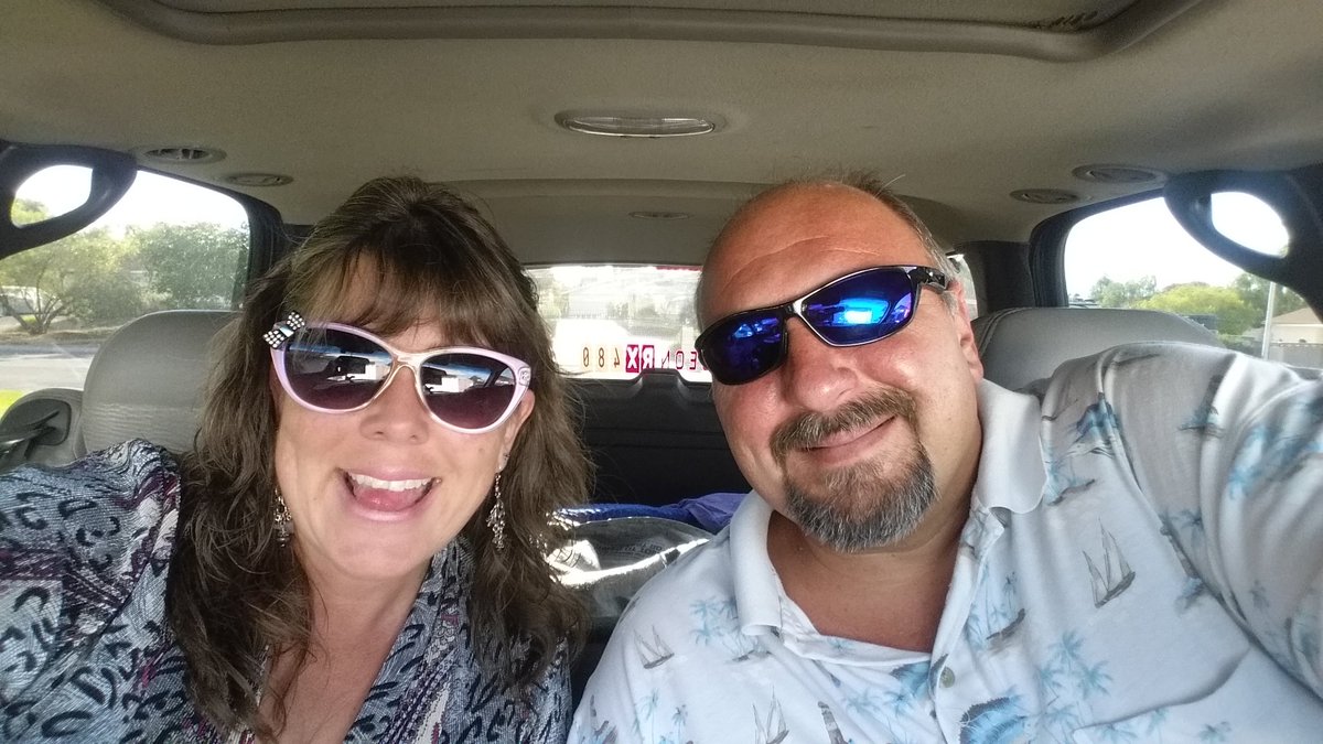 westickitout's tweet photo. It's our #Anniversary! #SevenYearsOfUs We are out on a #Vegas appetizer crawl! Just like on our honeymoon!  #LoveBeingMarried @torn_tv &amp; me! https://t.co/HF5DfI18Zr