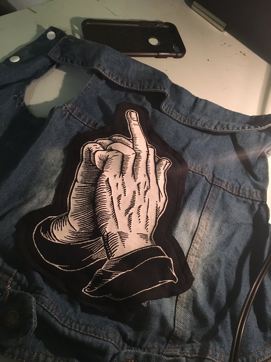 uccscustoms's tweet photo. Working on some fun stuff for the pups! 

#unclecharlieschopshop #unclecharlielives #monstermania #clothesforpuppies https://t.co/Xx0p0eJyY8