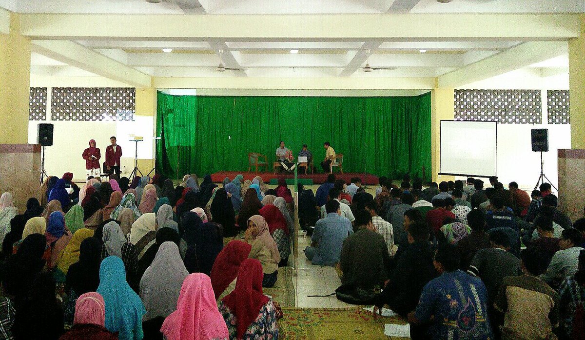 [LIVE REPORT]

Sedang berlangsung Technical Meeting kakak-kakak pemandu OSDI 2017 di landas maskam

*H - 2 Minggu OSDI UMY 2017 :)